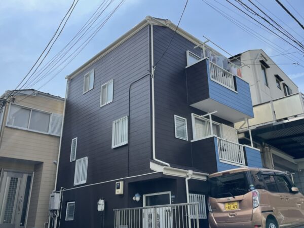 【外壁のお色選びは十人十色✨でいいんです👐】2月施工の横浜市神奈川区A様邸の屋根・外壁塗装工事を行いました🏠✨日塗工よりご選択いただいたお色を詳しくご紹介致しますので、自由なお色選びをおたのしみくださいませ♪